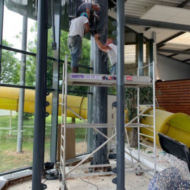 Démontage escalier métallique